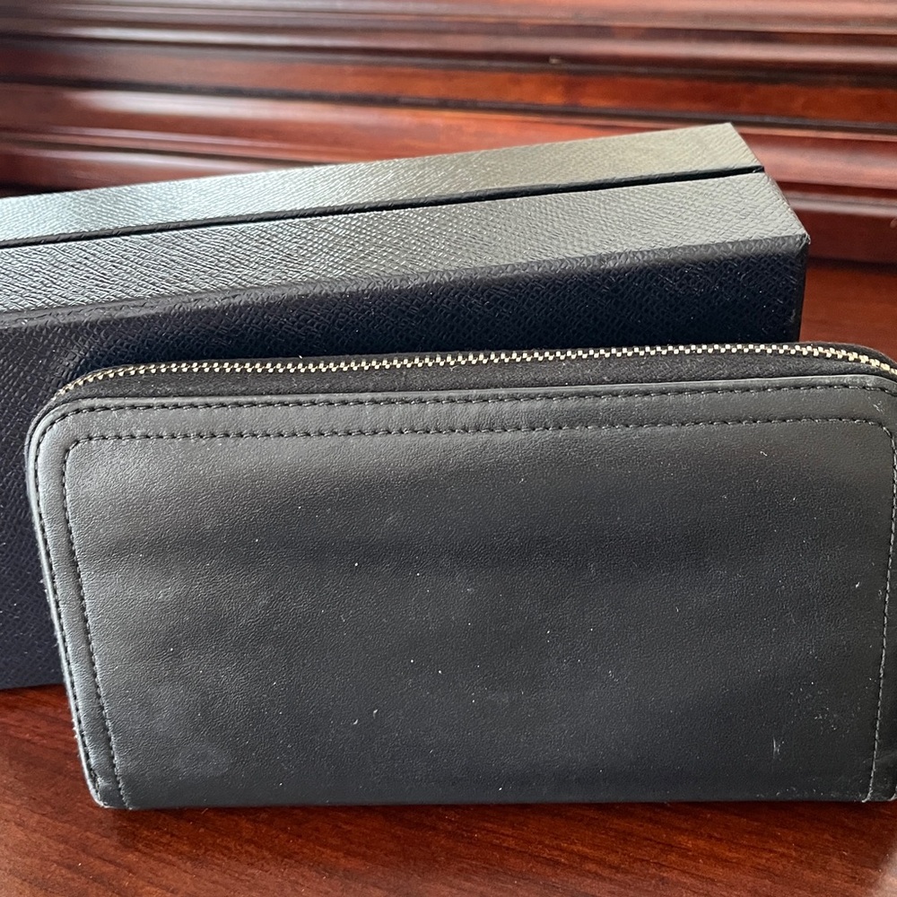 Prada Black Leather Zip-Around Wallet - Picture 5 of 10